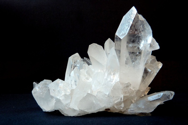 rock-crystal-1603480_1920